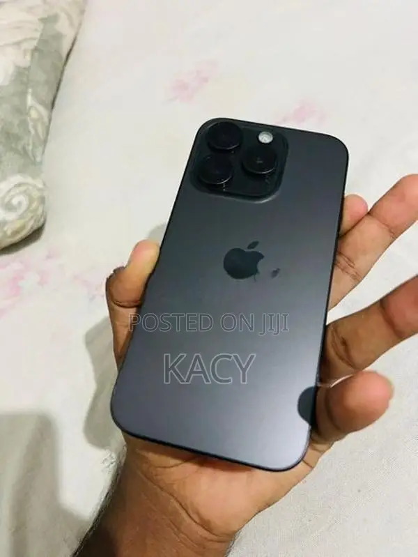 Apple iPhone 15 Pro 256GB (Used)