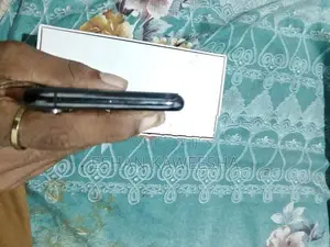 Apple iPhone XS (Used)