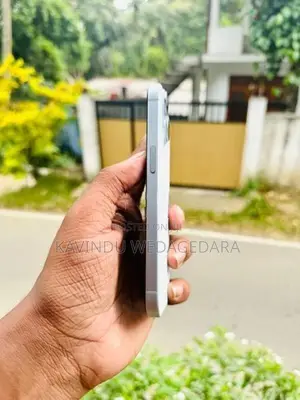 Apple iPhone 15 128 GB (Used)
