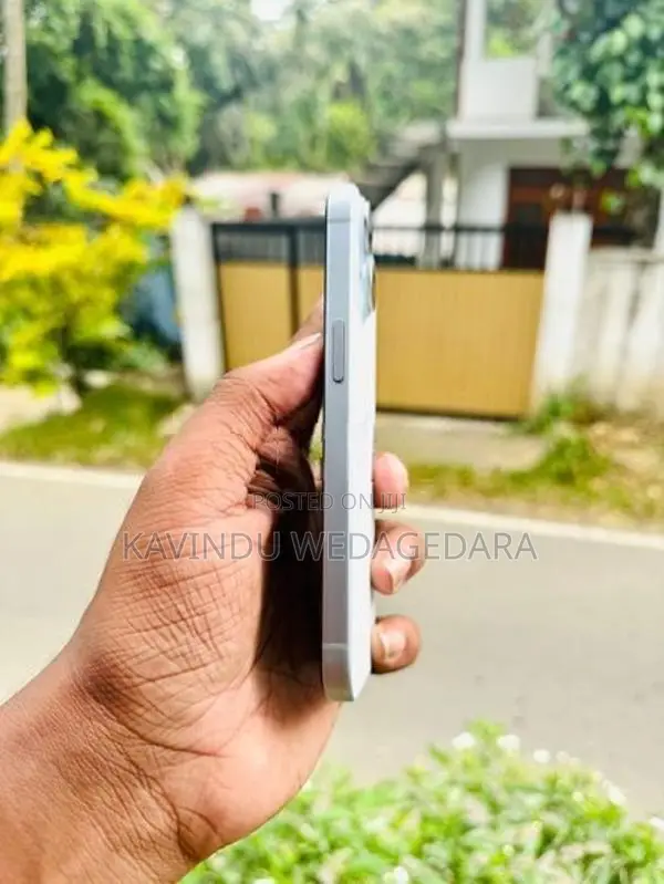 Apple iPhone 15 128 GB (Used)