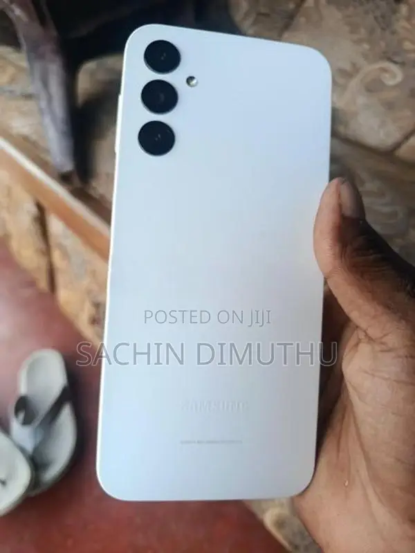 Samsung jum 3 (Brand New)