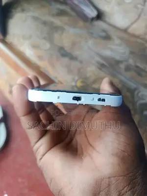 Samsung jum 3 (Brand New)