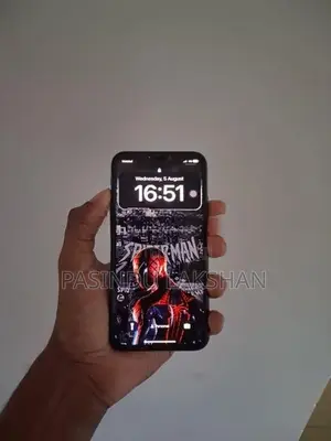 Apple iPhone XS (Used)