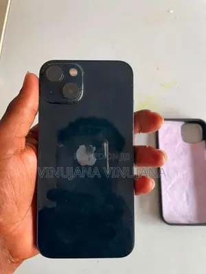 Apple iPhone 13 (Used)