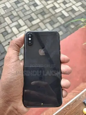 Apple iPhone XS (Used)