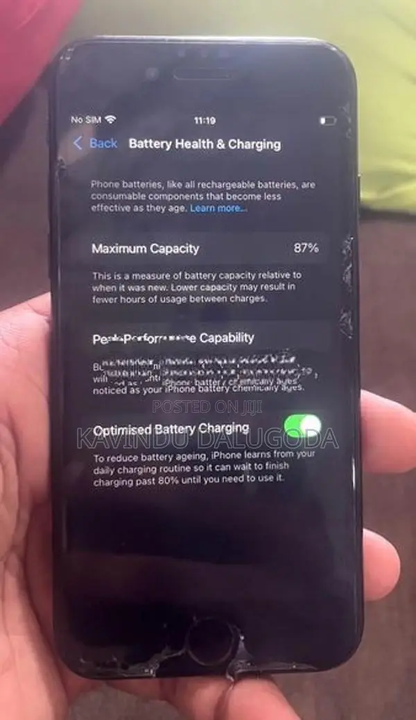 Apple iPhone SE 2 generation (Used)