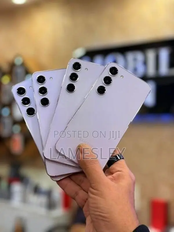 Samsung Galaxy S23 256gb (Used)