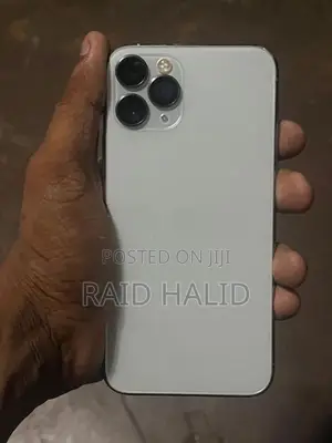 Apple iPhone 11 Pro (Used)