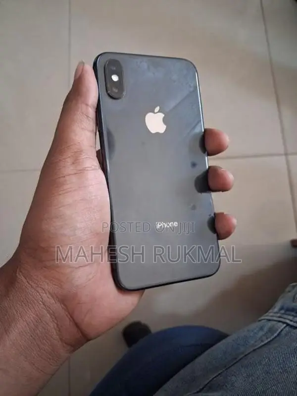 Apple iPhone XS 64Gb (Used)