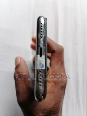 Apple iPhone X (Used)