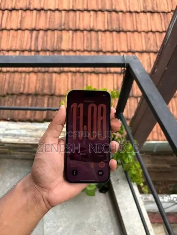 Apple iPhone 15 (Used)