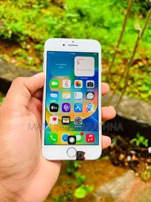Apple iPhone 8 (Used)
