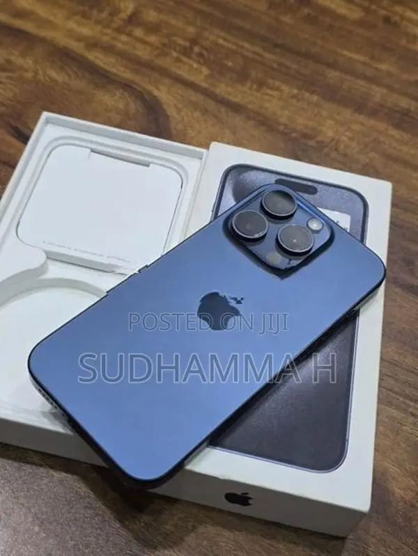 Apple iPhone 15 Pro Max (Used)