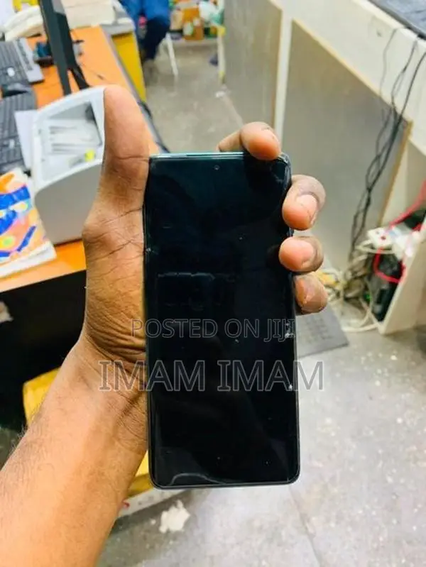 Moto Edge 60 Pro (Used)