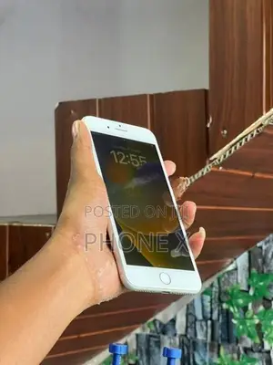 Apple iPhone 8 Plus (Used)