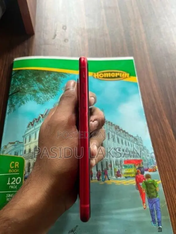 Apple iPhone 11 (Used)