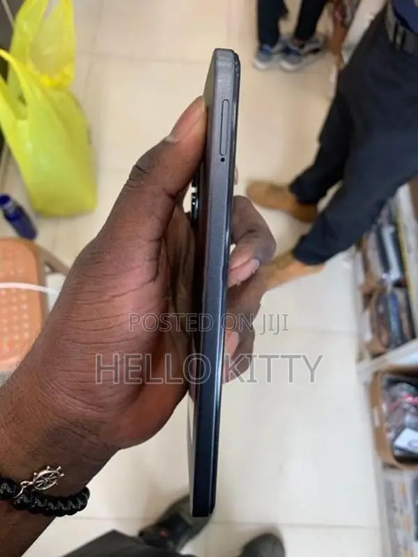 Infinix Hot 60i 6GB 128GB (Used)
