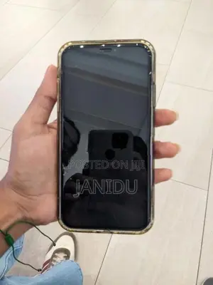 Apple iPhone XR 64GB (Used)