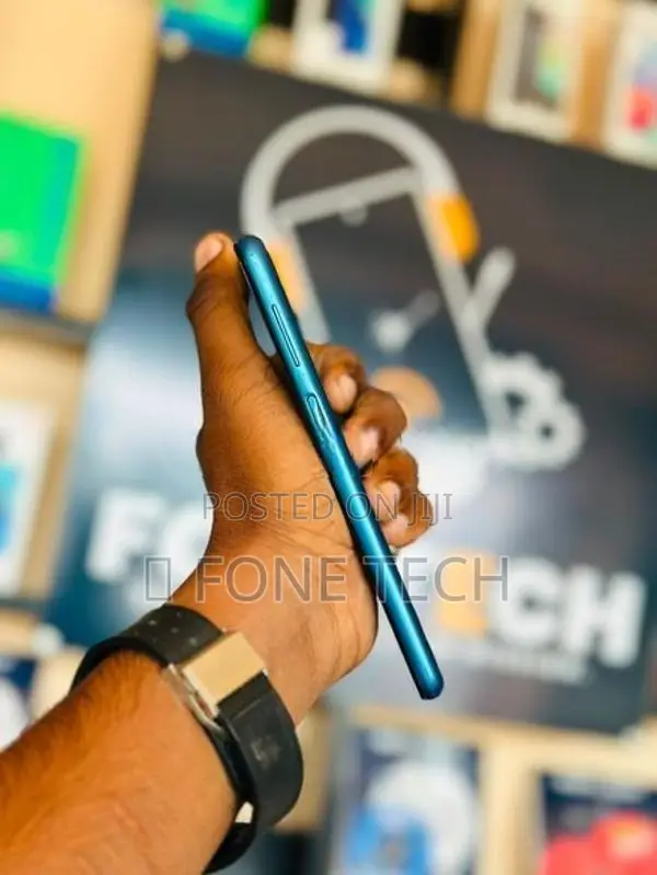 Samsung Galaxy M12 4GB 64GB (Used)