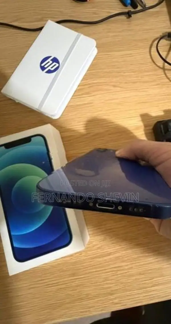Apple iPhone 12 128 (Used)