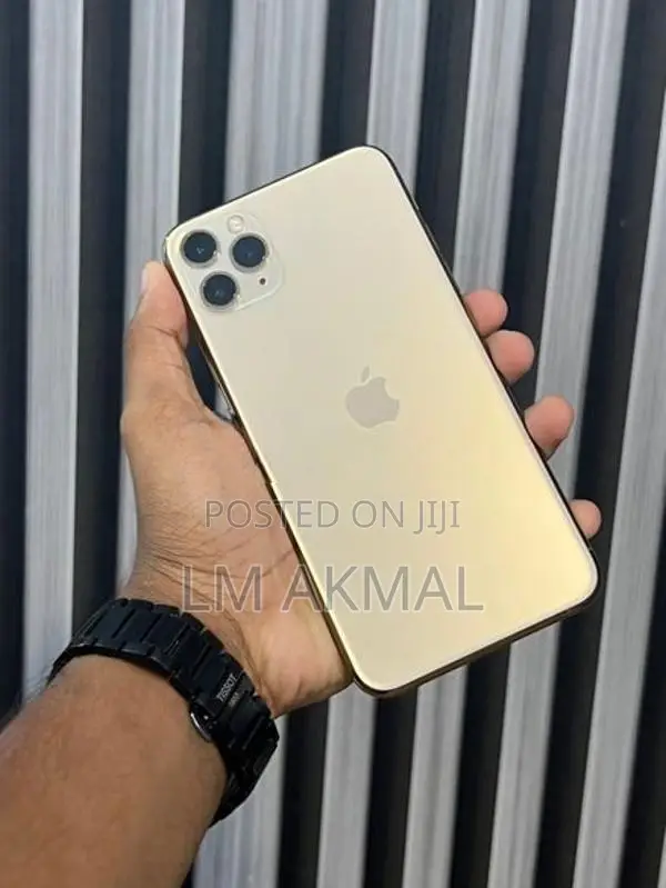 Apple iPhone 11 Pro Max (Used)