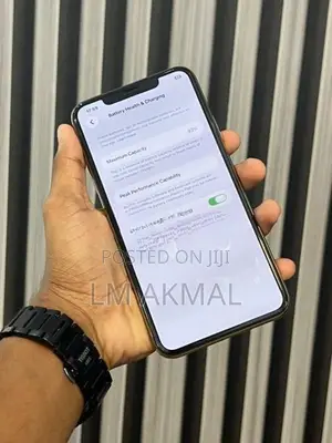 Apple iPhone 11 Pro Max (Used)