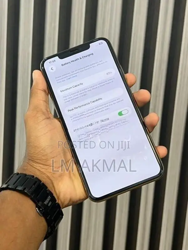 Apple iPhone 11 Pro Max (Used)