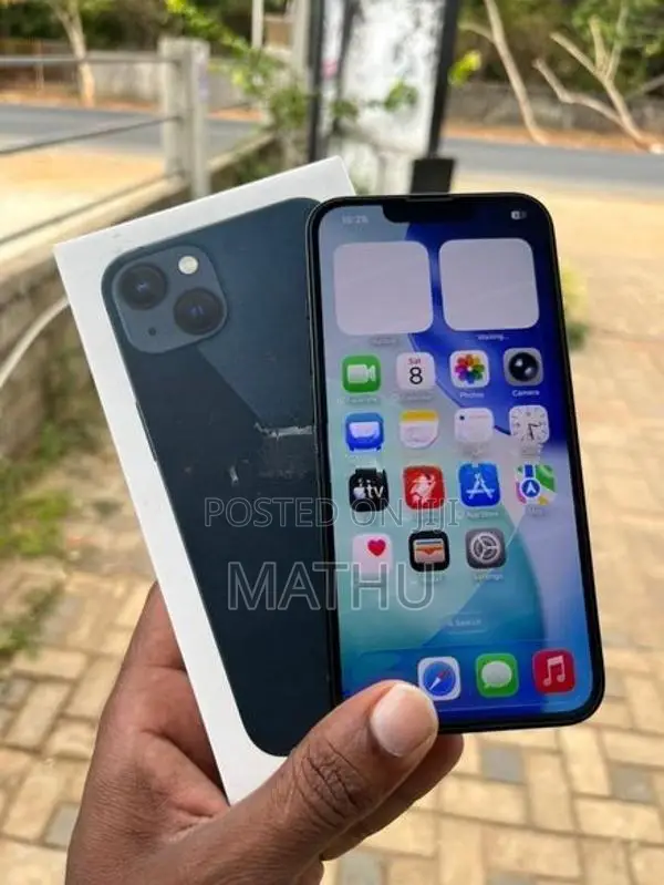 Apple iPhone 13 128GB (Used)