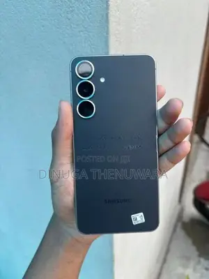 Samsung Galaxy S25 (Used)