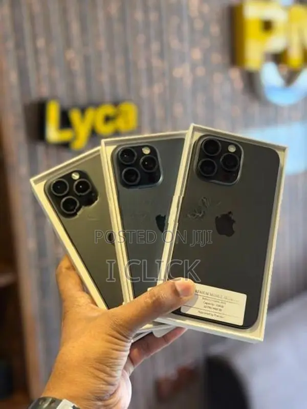 Apple iPhone 15 Pro Max 256GB (Used)
