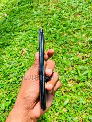 Apple iPhone X (Used)