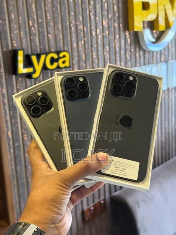 Apple iPhone 15 Pro Max 256GB (Used)