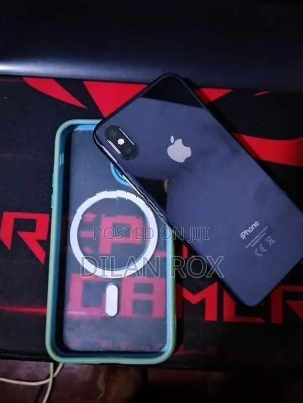 Apple iPhone X (Used)