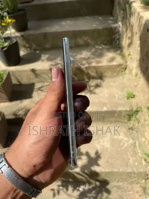 Samsung Galaxy S10 (Used)