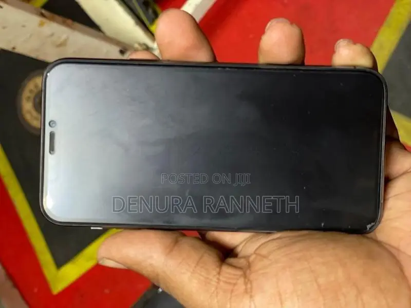 Apple iPhone 11 Pro space gry color (Used)