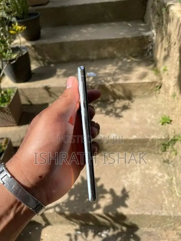 Samsung Galaxy S10 (Used)