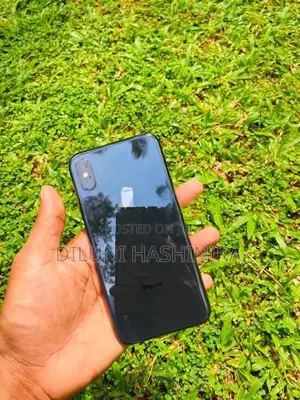 Apple iPhone X (Used)