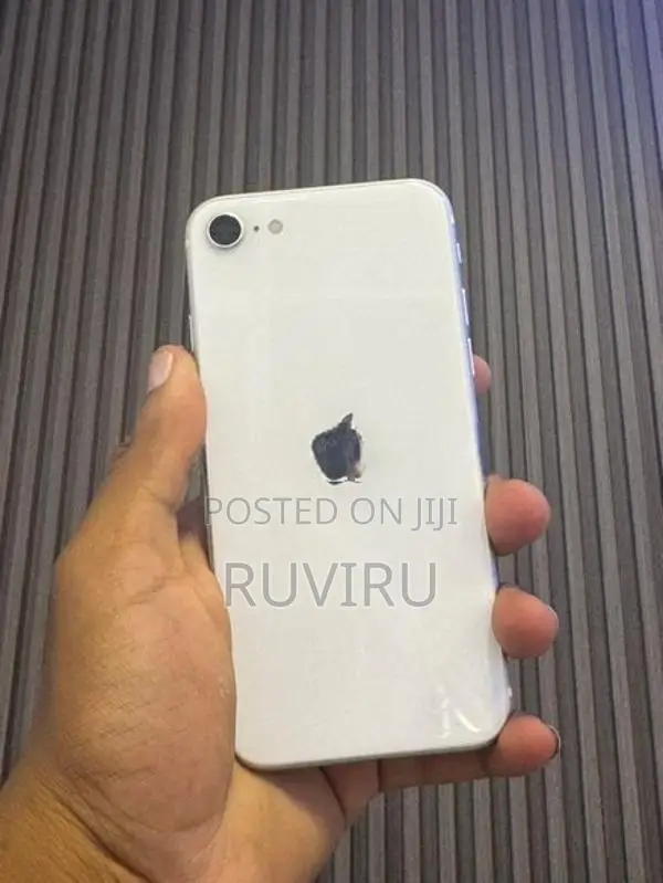 Apple iPhone SE 2 (Used)