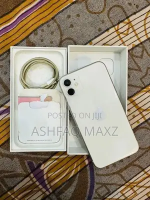 Apple iPhone 11 (Used)
