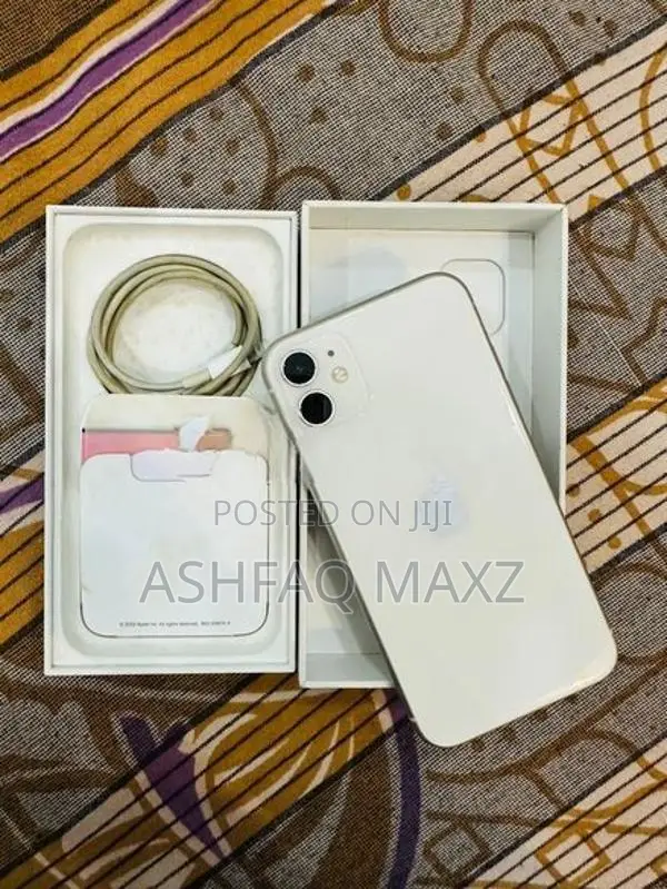 Apple iPhone 11 (Used)
