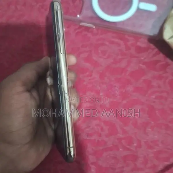 Apple iPhone 11 Pro (Used)