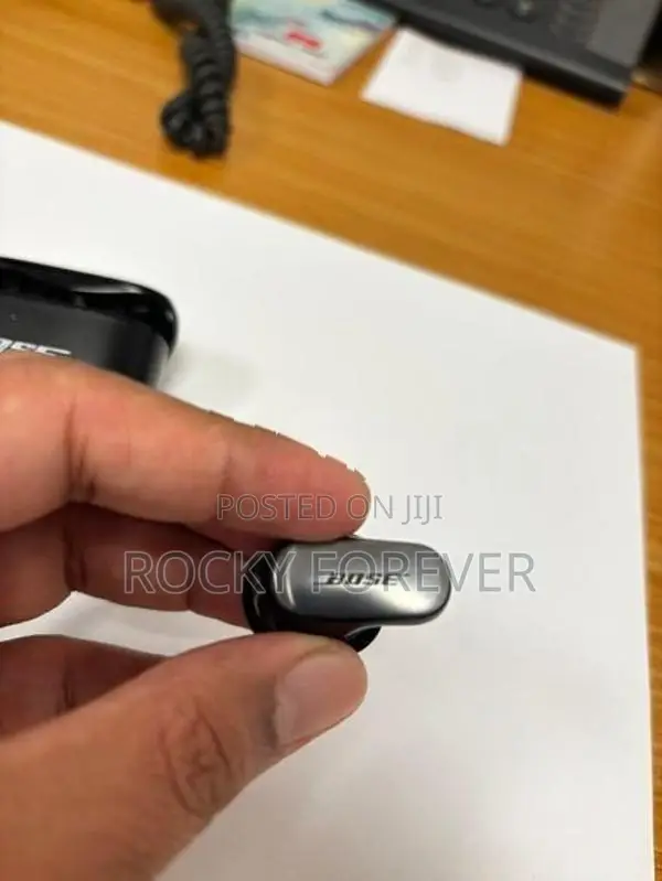 Bose QuietComfort Ultra Earbuds – Black