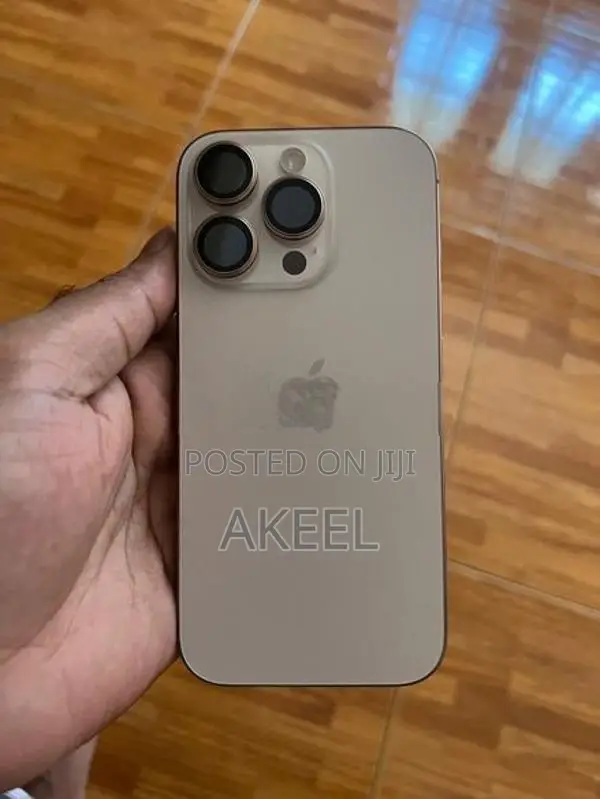 Apple iPhone 16 Pro 16pro 256gb titanium (Used)