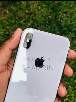 Apple iPhone XS 512GB (Used)