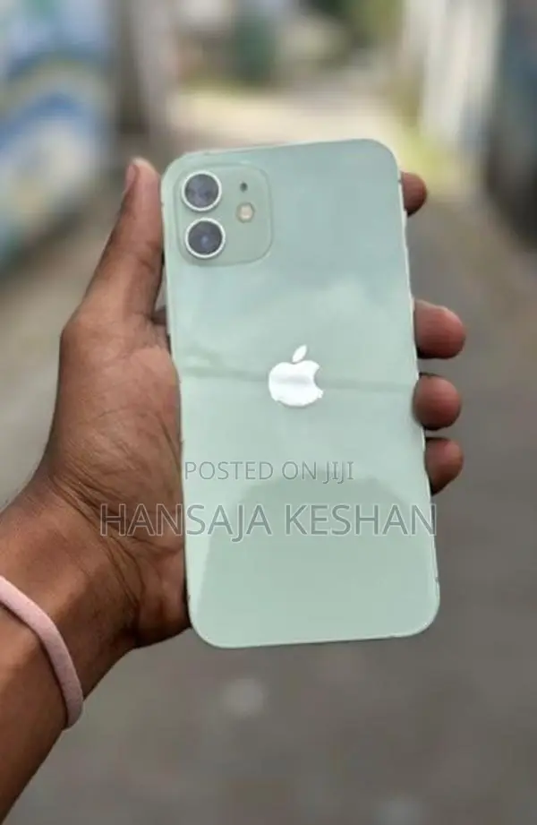 Apple iPhone 12 (Used)
