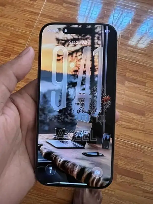 Apple iPhone 16 Pro 16pro 256gb titanium (Used)