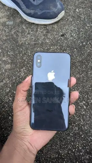 Apple iPhone X (Used)