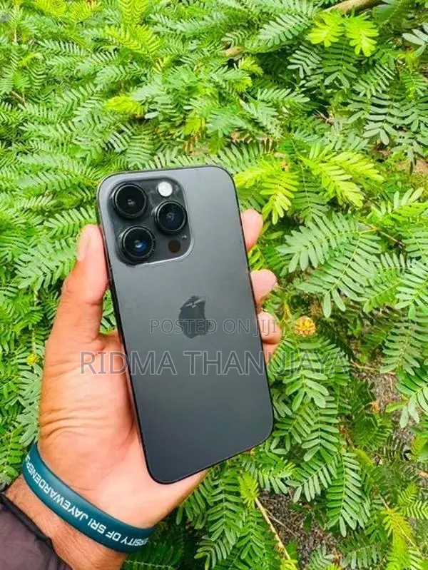 Apple iPhone 14 Pro 256GB (Used)