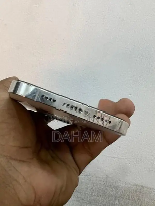 Apple iPhone 12 Pro (Used)
