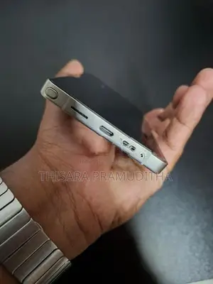 Samsung Galaxy S25 Ultra (Used)